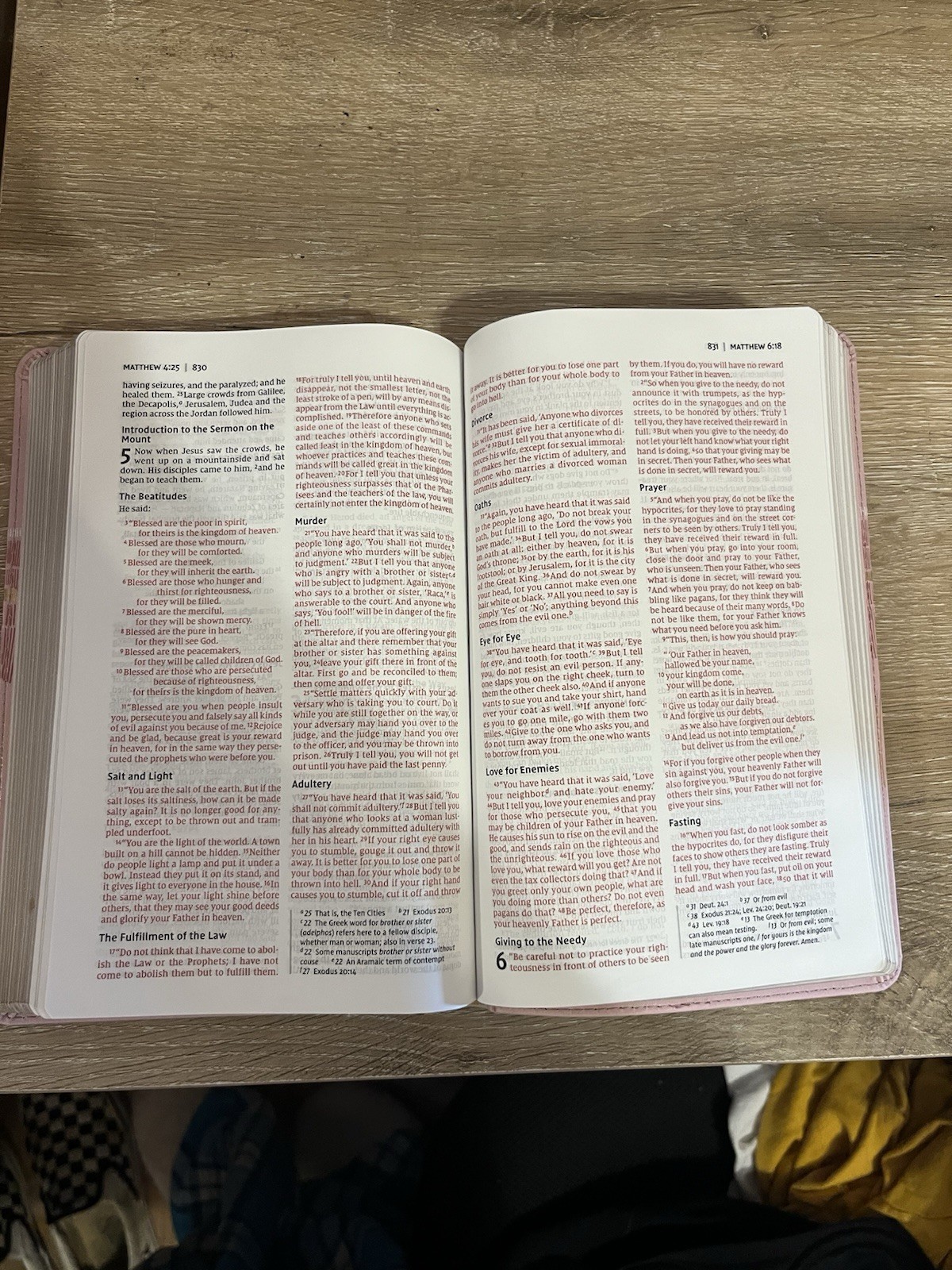Zondervan Holy Bible English Faux Leather Bound Christianity Adults