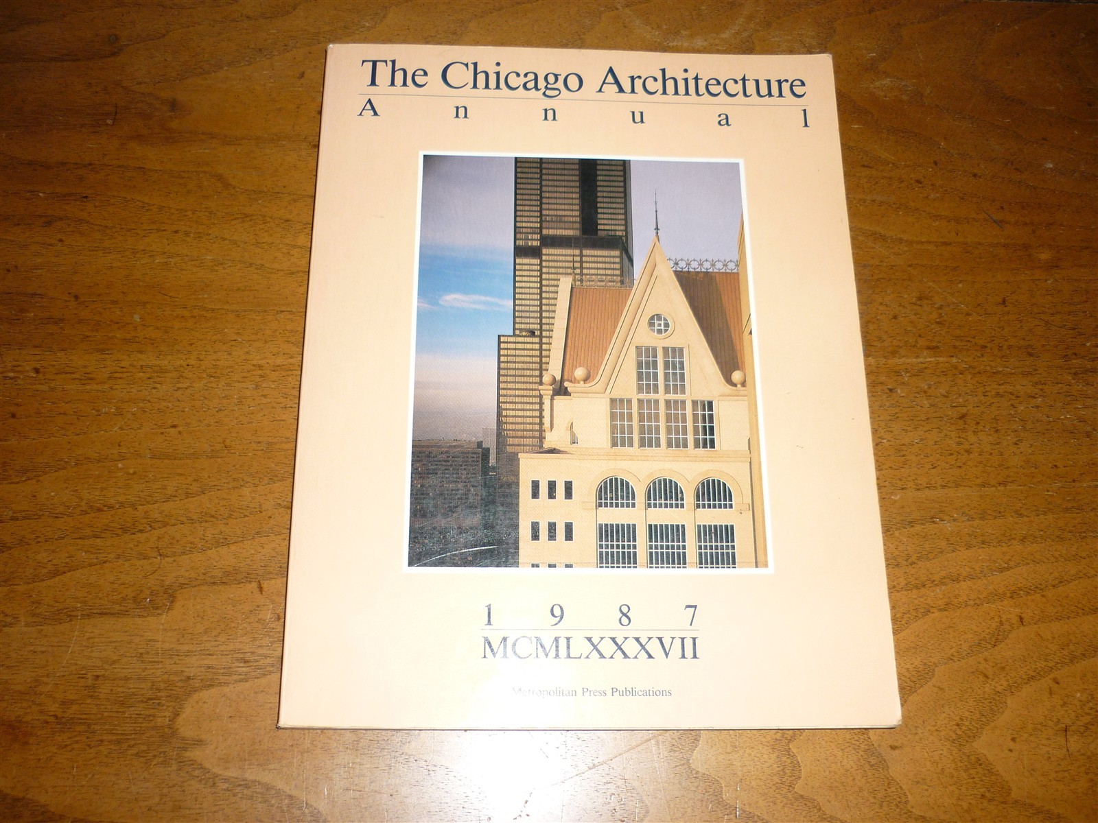 Chicago Architecture Annual 1987. Softbound. Near ine copy.