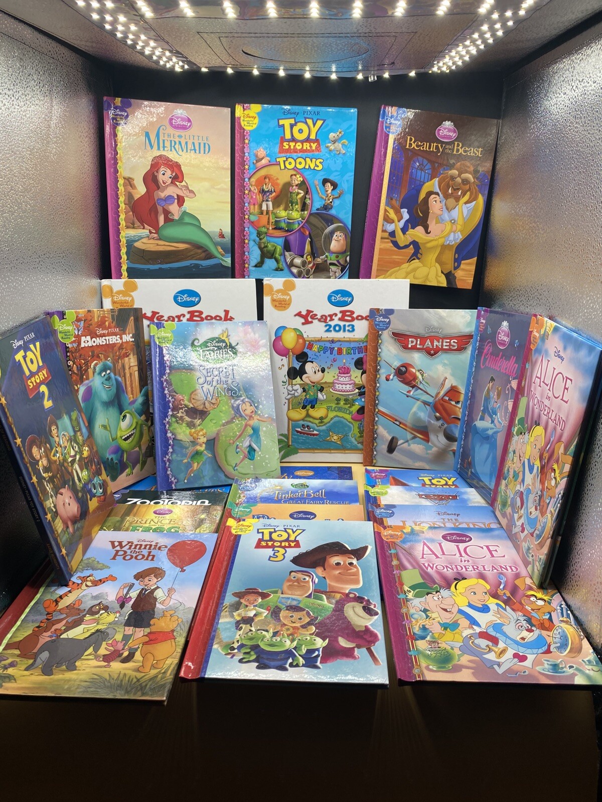2010’s Disney’s Wonderful World of Reading Lot 23 Hardcover Books
