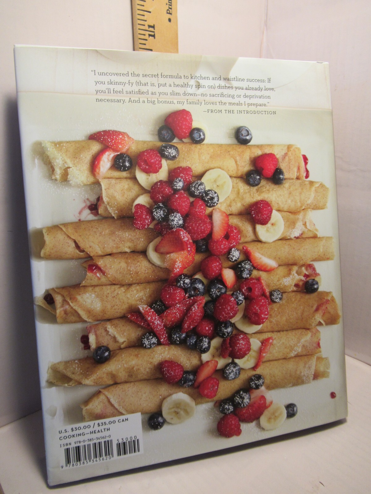 The Skinnytaste Cookbook/ Light on Calories, Big on Flavor / by Gina Homolka