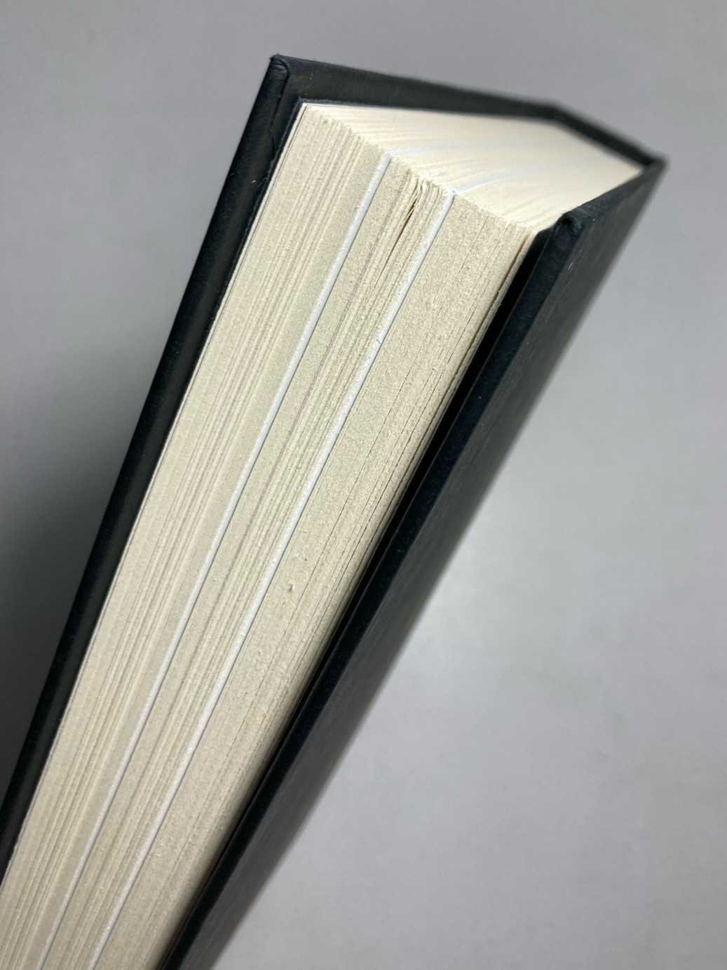 CHARLIE SHEEN “The Book of Sheen : A Memoir” SIGNED Hardcover First Edition 2025