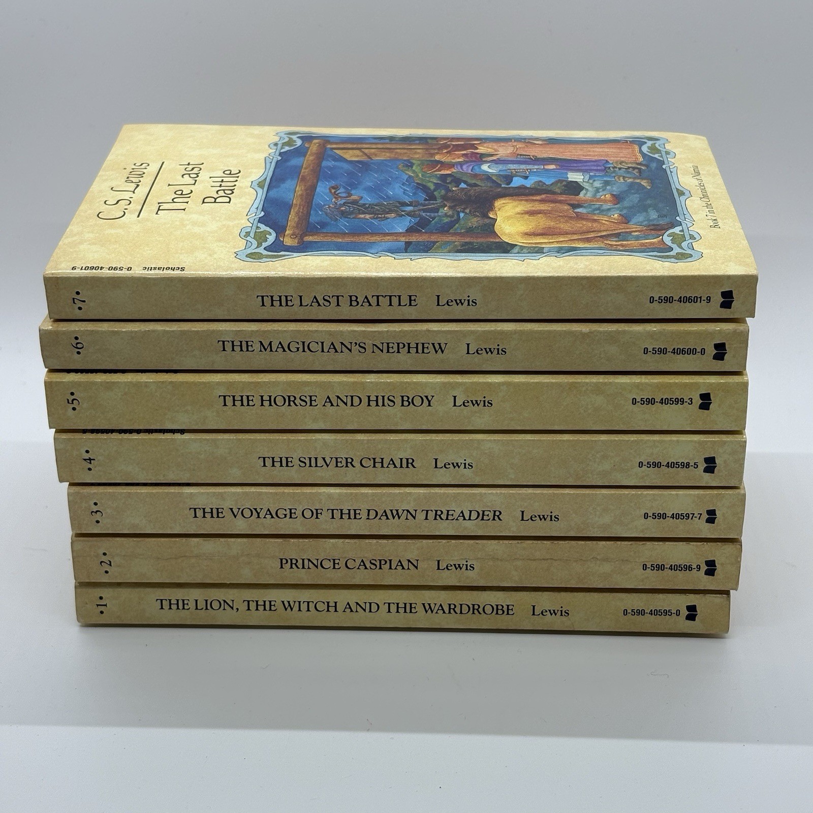 Vintage CS Lewis Chronicles Of Narnia Complete Book Box Set 1987 Paperback