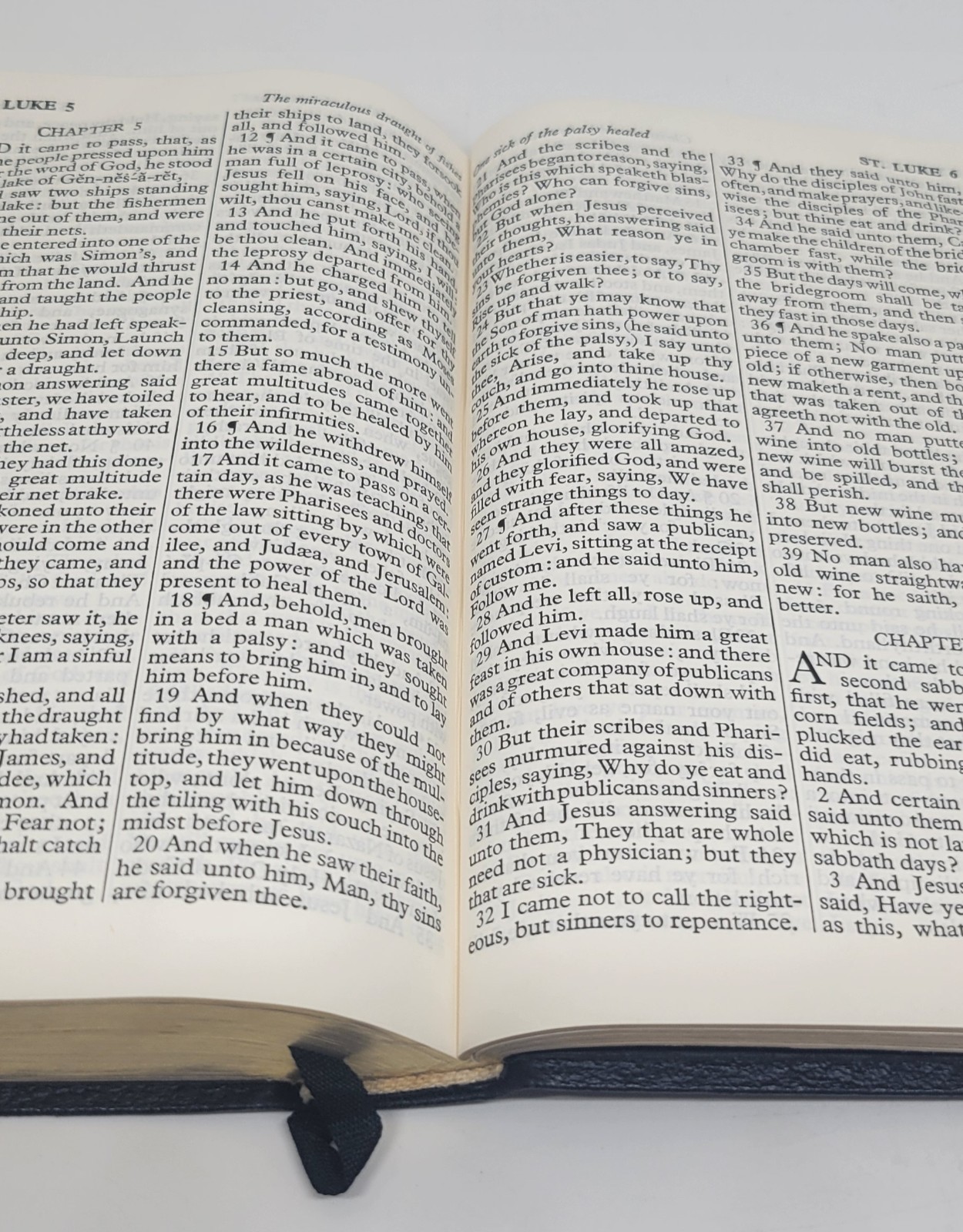 Oxford Bible KJV India Paper Black Leather Great Britain With Box